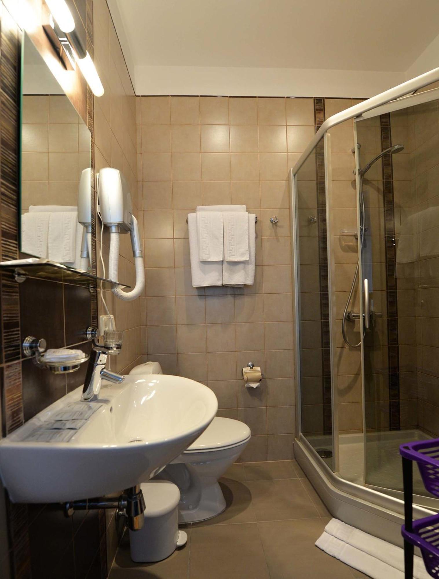 Guest House & Villa Astoma パランガ 部屋 写真